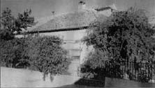 Estado actual del edificio que ocupaba la primera escuela infantil que dirigió en Baza